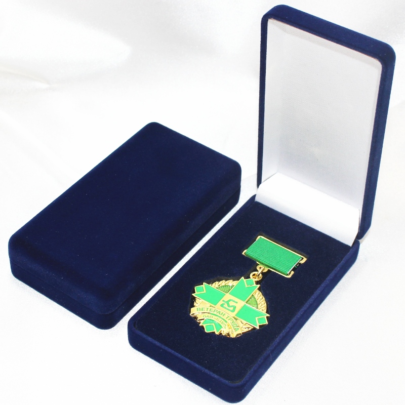 Item D-17L round shape Velvet Box for coin, necklace & badge, mm. 60*113*25, weights about 56g